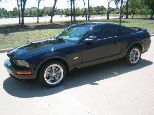 2005 Mustang a.jpg